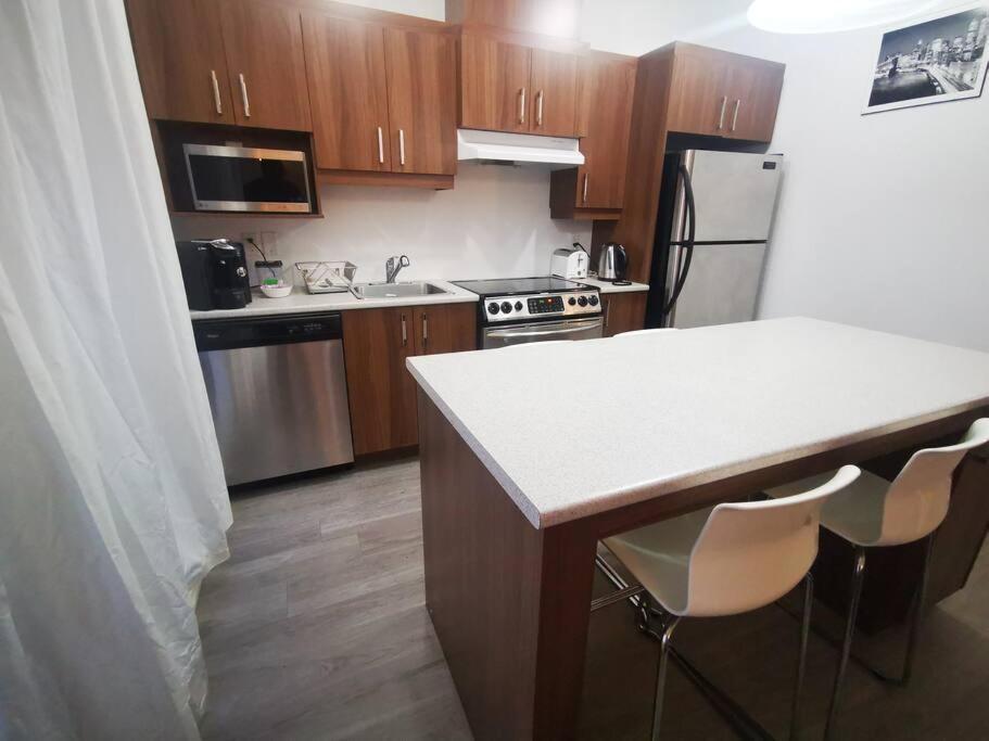 Apartamento Lovely Studio In Longueuil, Near Downtown Montreal Exterior foto